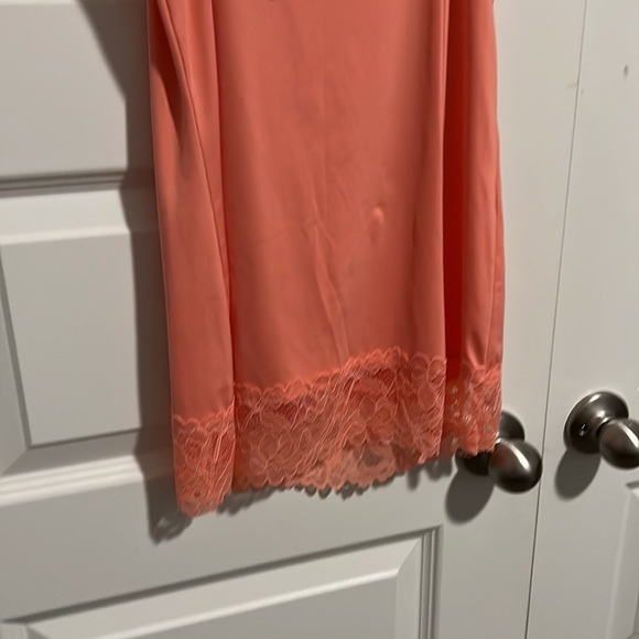 Size -Small - Picture 4 of 7